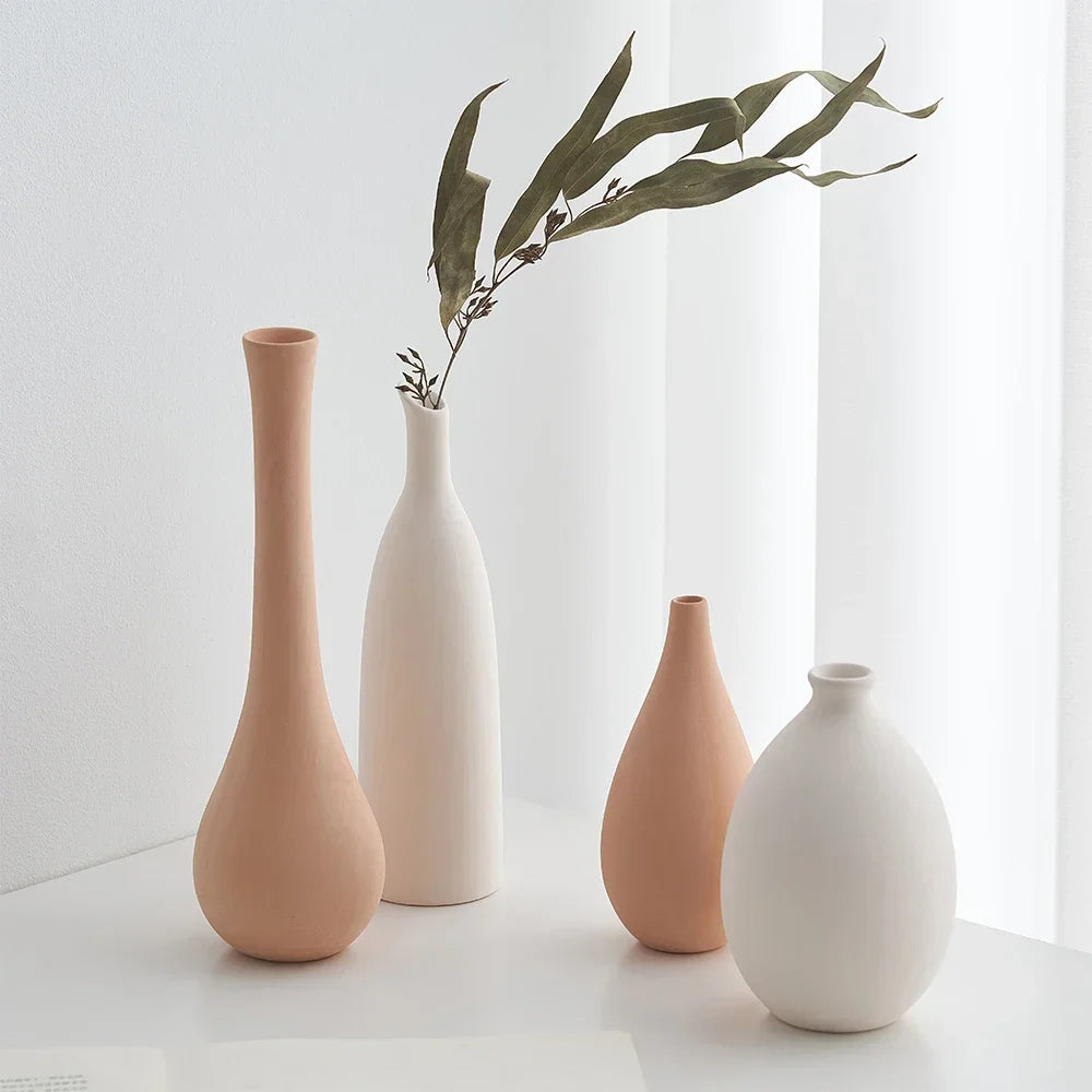 Vase moderne en céramique naturel