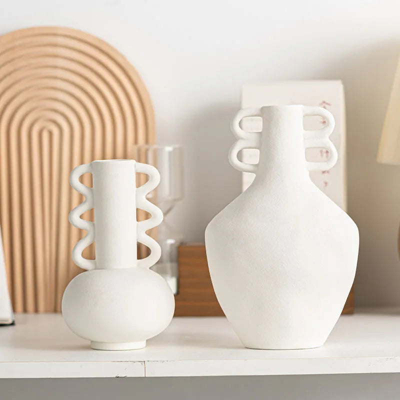 Vase moderne avec anses blanc