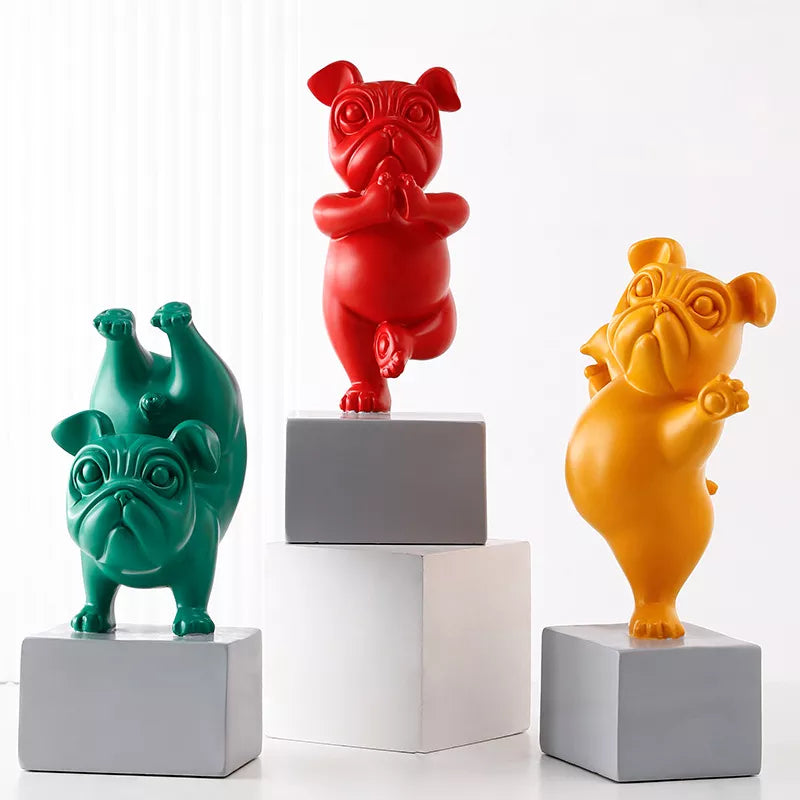 Statue yoga bulldog
