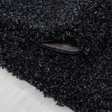 Tapis noir salon shaggy