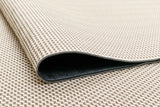 Tapis noir et doré